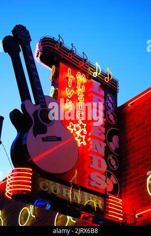 Legends Corner, ein beliebter Nachtclub und Bar o Music Row in Nashville, bietet Live-Western- und Country-Musik für Besucher Stockfoto