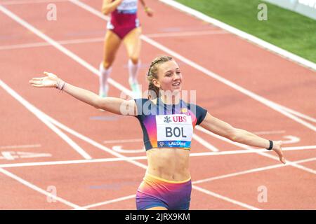 Lausanne, Schweiz. 08.. Juni 2022. Femke Bol, 400m Hürden (NED) gewinnt während des Grand-Prix Athletissima Wanda Diamond League in Lausanne 2022. Der Grand-Prix Athletissima Wanda Diamond League in Lausanne 2022 fand in Lausanne, der olympischen Hauptstadt, statt. (Foto: Eric Dubost/Sipa USA) Quelle: SIPA USA/Alamy Live News Stockfoto