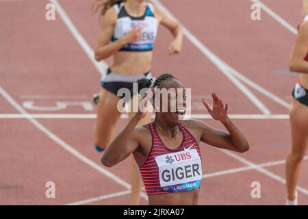 Lausanne, Schweiz. 08.. Juni 2022. Yasmin Ginger (SUI) gewinnt 400m Frauen beim Grand-Prix Athletissima Wanda Diamond League in Lausanne 2022. Der Grand-Prix Athletissima Wanda Diamond League in Lausanne 2022 fand in Lausanne, der olympischen Hauptstadt, statt. (Foto: Eric Dubost/Sipa USA) Quelle: SIPA USA/Alamy Live News Stockfoto