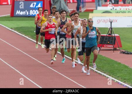 Lausanne, Schweiz. 08.. Juni 2022. Die 800m Teilnehmer der Männer beim Grand-Prix Athletissima Wanda Diamond League in Lausanne 2022. Der Grand-Prix Athletissima Wanda Diamond League in Lausanne 2022 fand in Lausanne, der olympischen Hauptstadt, statt. (Foto: Eric Dubost/Sipa USA) Quelle: SIPA USA/Alamy Live News Stockfoto