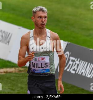 Lausanne, Schweiz. 08.. Juni 2022. Georges Mills (GBR) gewinnt die Herren 800m während des Grand-Prix Athletissima Wanda Diamond League in Lausanne 2022. Der Grand-Prix Athletissima Wanda Diamond League in Lausanne 2022 fand in Lausanne, der olympischen Hauptstadt, statt. (Foto: Eric Dubost/Sipa USA) Quelle: SIPA USA/Alamy Live News Stockfoto