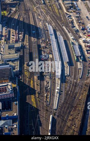 Luftaufnahme, Hauptbahnhof Dortmund mit Baustellenbahnsteigerneuerung, Stadt, Dortmund, Ruhrgebiet, Nordrhein-Westfalen, Deutschland, Bahngleise Stockfoto