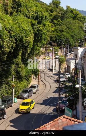 Largo do Curvelo in Rio de Janeiro, Brasilien - 27. April 2019: Largo do Curvelo befindet sich in der Nachbarschaft von Santa Teresa in Rio de Janeiro. Stockfoto