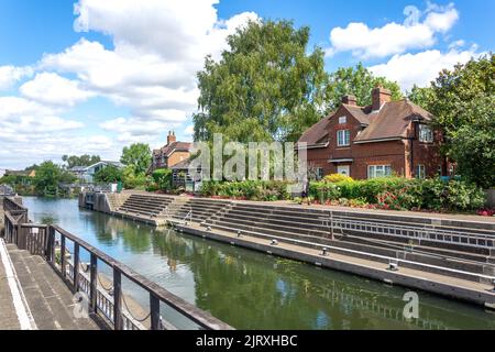 Old Windsor Lock, Thames Path, Old Windsor, Vereinigtes Königreich Stockfoto