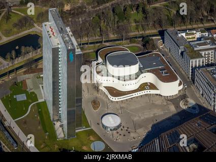 Luftaufnahme, Dreischeibenhaus und Schauspielhaus in der Innenstadt, Düsseldorf, Rheinland, Nordrhein-Westfalen, Deutschland, Bürogebäude, DE, Dreische Stockfoto