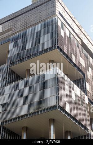 Fassade des EDISE-Gebäudes in der Innenstadt von Rio de Janeiro. Stockfoto