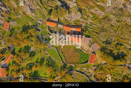 Luftaufnahme der Hochebene im Hinterland von Konavle in Kroatien Stockfoto