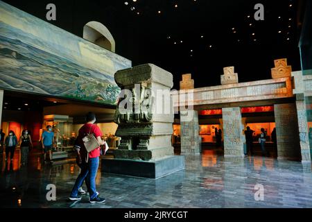 Chalchiuhtlichue Azteken Fruchtbarkeit und Wassergöttin, National Anthropology Museum, Chapultepec Park, Mexiko-Stadt, Mexiko Stockfoto