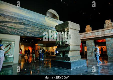 Chalchiuhtlichue Azteken Fruchtbarkeit und Wassergöttin, National Anthropology Museum, Chapultepec Park, Mexiko-Stadt, Mexiko Stockfoto