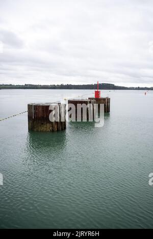 Frankreich, Bretagne, La Richardais am 2020-12-22. Ein langfristiger Bericht über die Probleme des Flusses Rance in der Bretagne und insbesondere über die Frage der si Stockfoto