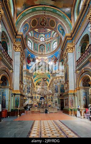 Innenraum der Heiligen Dormition Pochajiv Lavra, Pochajiv, Ukraine Stockfoto