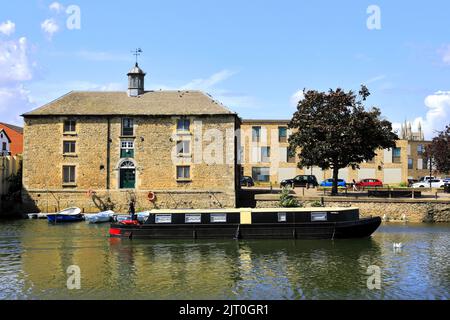 The Customs House, River Nene Embankment Gardens, Peterborough City, Cambridgeshire, England, Großbritannien Stockfoto