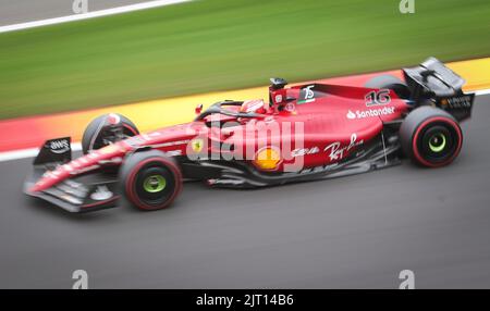 Scuderia Ferrari Monegasque-Fahrer Charles Leclerc im Einsatz beim dritten Training beim Grand Prix F1 von Belgien, in Spa-Francorchamps, Samstag, 27. August 2022. Der Formel-1-Grand-Prix von Spa-Francorchamps findet an diesem Wochenende vom 26.. Bis 28.. August statt. BELGA FOTO VIRGINIE LEFOUR Stockfoto