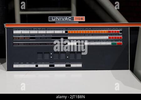 Oslo, Norwegen. 01. Mai 2022: Vintage UNIVAC 1108 Computer, Multiprozessor-System im Oslo Museum of Technology. Stockfoto