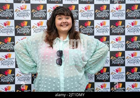 Sofie Hagen bei den Dave's Edinburgh Comedy Awards beim Edinburgh Festival Fringe. Bilddatum: Samstag, 27. August 2022. Stockfoto