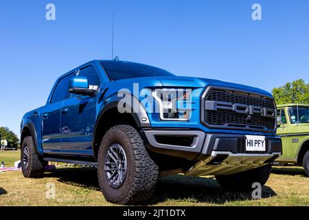 Ford Raptor Pick-up Truck, ausgestellt auf der American Auto Club Rally of the Giants, die am 10. Juli 2022 im Blenheim Palace stattfand Stockfoto