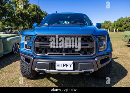 Ford Raptor Pick-up Truck, ausgestellt auf der American Auto Club Rally of the Giants, die am 10. Juli 2022 im Blenheim Palace stattfand Stockfoto