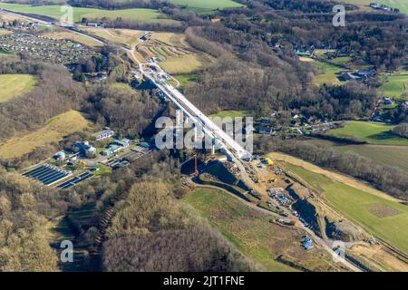 Luftaufnahme, Angerbachtalbrücke, neuer Autobahnabschnitt der A44, Spaltschließung zwischen Ratingen-Ost und Velbert, Kläranlage Angertal, Heilig Stockfoto