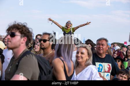 Inhalator beim Victorious Festival 2022. Southsea Common. 27. August 2022. Kredit: Alamy Live Nachrichten/Charlie Raven Gutschrift: Charlie Raven/Alamy Live Nachrichten Stockfoto