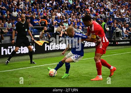 GELSENKIRCHEN, DEUTSCHLAND - 27. AUGUST 2022: Das Fußballspiel der Bundesliga FC Schalke 04 gegen Union Berlin Stockfoto