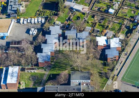 Luftaufnahme, Niederrhein-Kolleg, Bereich mit Schlafsaal, Wehrstraße, Schlad, Oberhausen, Ruhrgebiet, Nordrhein-Westfalen, Deutschland, Berufsschule, E Stockfoto