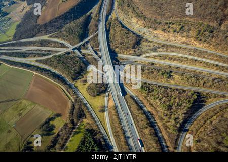 Autobahnkreuz Wetzlar, Autobahn A45 und Autobahn A480, Hermannstein, Wetzlar, Sauerland, Hessen, Deutschland, Autobahn, Autobahn A45, Autobahnbrücke, Autobahn Stockfoto