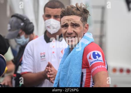 Cistierna, Spanien. 27. August 2022. Belgischer Remco Evenepoel von Quick-Step Alpha Vinyl, abgebildet nach der Etappe 8 der Ausgabe 2022 der 'Vuelta a Espana', Rundfahrt durch Spanien, von La Pola Llaviana nach Collau Fancuaya, Yernes y Tameza (153,4 km), Spanien, Samstag, 27. August 2022. BELGA FOTO DAVID STOCKMAN Kredit: Belga Nachrichtenagentur/Alamy Live News Stockfoto