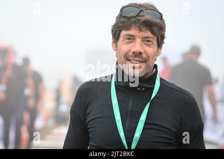 Cistierna, Spanien. 27. August 2022. Oscar Freire, ehemaliger Radsportler, abgebildet während der Etappe 8 der Ausgabe 2022 der „Vuelta a Espana“, Rundfahrt durch Spanien, von La Pola Llaviana nach Collau Fancuaya, Yernes y Tameza (153,4 km), Spanien, Samstag, 27. August 2022. BELGA FOTO DAVID STOCKMAN Kredit: Belga Nachrichtenagentur/Alamy Live News Stockfoto