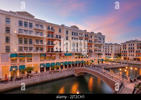 Qanat Quartier ist ein kleines Venedig in Pearl Qatar Stockfoto