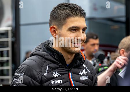 Stavelot, Belgien, 27.. August 2022, Esteban Ocon, aus Frankreich tritt für Alpine F1 an. Qualifying, Runde 14 der Formel-1-Meisterschaft 2022. Kredit: Michael Potts/Alamy Live Nachrichten Stockfoto