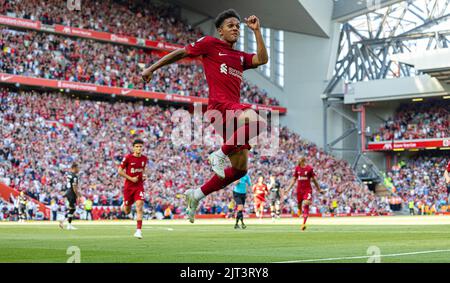 Liverpool. 28. August 2022. Fabio Carvalho aus Liverpool feiert sein Jubiläum, nachdem er beim Spiel der englischen Premier League zwischen Liverpool und AFC Bournemouth am 27. August 2022 in Liverpool, Großbritannien, ein Tor erzielt hat. Quelle: Xinhua/Alamy Live News Stockfoto