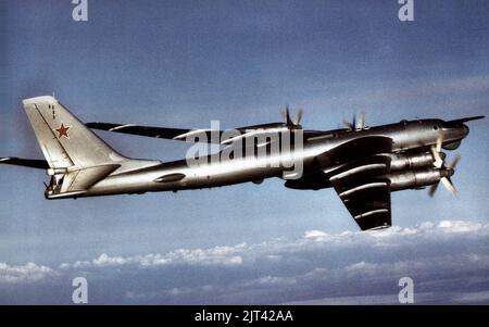 Tupolev TU-95 Bear Seitenansicht achtern 1984. Stockfoto