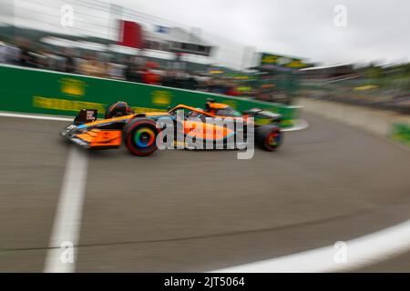 Spa Francorchamps, Vallonia, Belgien. 27. August 2022. Daniel Ricciardo (AUS) McLaren MCL36 in Pitlane (Bildquelle: © Alessio De Marco/ZUMA Press Wire) Stockfoto