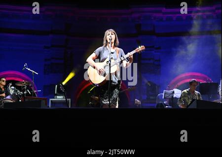 Mantova, Italien. 27. Aug, 2022. carmen consoli während CARMEN CONSOLI, italienische Sängerin Musikkonzert in MANTOVA, Italien, August 27 2022 Quelle: Independent Photo Agency/Alamy Live News Stockfoto