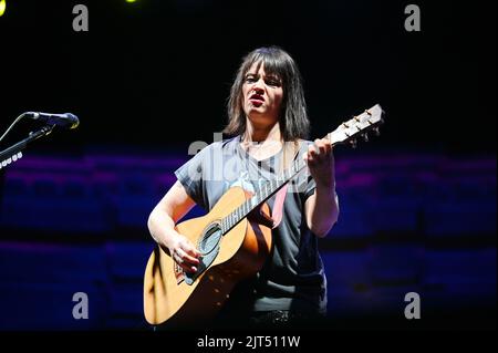 Mantova, Italien. 27. Aug, 2022. carmen consoli während CARMEN CONSOLI, italienische Sängerin Musikkonzert in MANTOVA, Italien, August 27 2022 Quelle: Independent Photo Agency/Alamy Live News Stockfoto