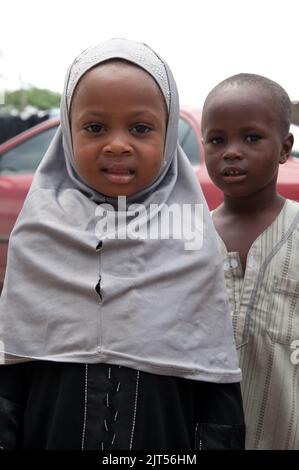 Junge muslimische Mädchen und Jungen, Monrovia, Liberia Stockfoto