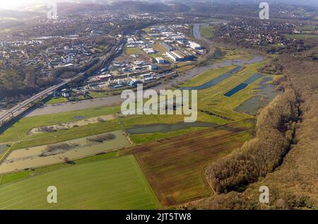 Luftaufnahme, Überschwemmung und Überschwemmung der Ruhr mit überfluteten Wiesen an der Ruhrbrücke Kosterstraße am Leinpfad im Stadtteil Stiepel in Bochum, Ruhrgebiet, Nor Stockfoto