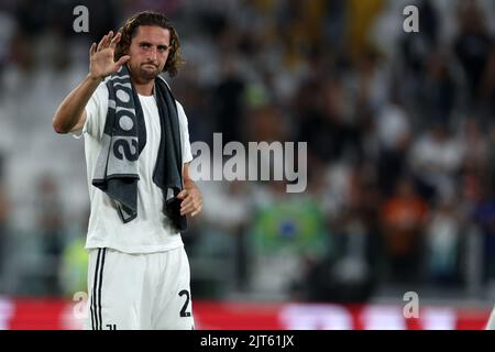 Adrien Rabiot von Juventus FC Gesten während des Serie-A-Spiels zwischen Juventus FC und AS Roma im Allianz-Stadion am 27. August 2022 in Turin, Italien. Stockfoto