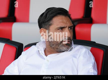 Foto Spada/LaPresse 27 Agosto 2022 - Cremona, Italia - Sport, calcio - Cremonese vs Torino - Campionato italiano di calcio Serie A Tim 2022/2023 - Stadio San Siro. Nella foto: Davide Vagnati 27. August 2022 Cremona , Italien - Sport, calcio - Cremonese vs Turin- Italienische Serie A Fußballmeisterschaft 2022/2023 - San Siro Stadion. Im Bild: Davide Vagnati Stockfoto