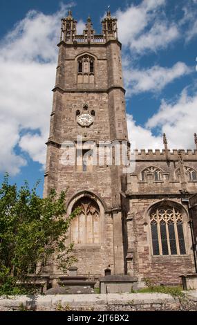 Bell and Clock Tower, St. Mary the Virgin Church, Thornbury, Gloucestershire, Großbritannien. St. Mary's Kirche, begonnen im zwölften Jahrhundert mit späteren Zugabe Stockfoto