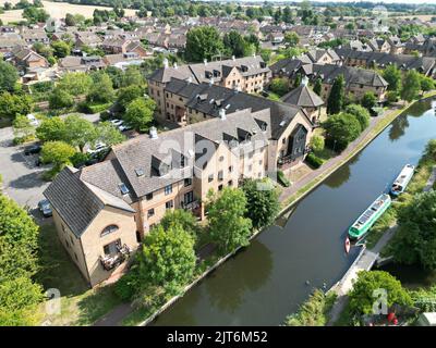 Apartments River Stort Sawbridgeworth Hertfordshire UK Luftaufnahme, Stockfoto