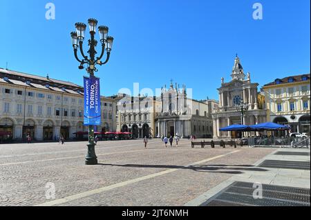 Ein Panoramablick auf die piazza San Carlo in Turin, Italien Stockfoto