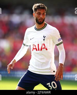 Rodrigo Bentancur von Tottenham Hotspur während des Spiels in der Premier League auf dem City Ground in Nottingham. Bilddatum: Sonntag, 28. August 2022. Stockfoto