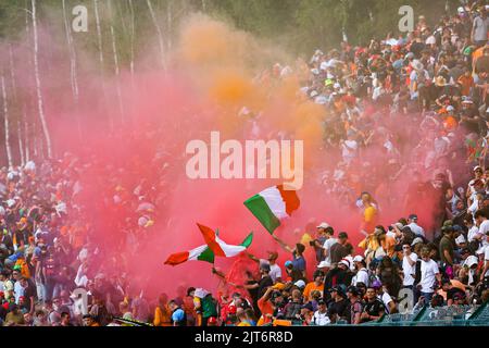 Spa, Belgien. 28. August 2022. Fans während des Formel 1 Rolex Grand Prix von Belgien 2022, 14. Runde der FIA Formel 1 Weltmeisterschaft 2022 vom 26. Bis 28. August 2022 auf dem Circuit de Spa-Francorchamps, in Francorchamps, Belgien - Foto Florent Gooden / DPPI Credit: DPPI Media/Alamy Live News Stockfoto