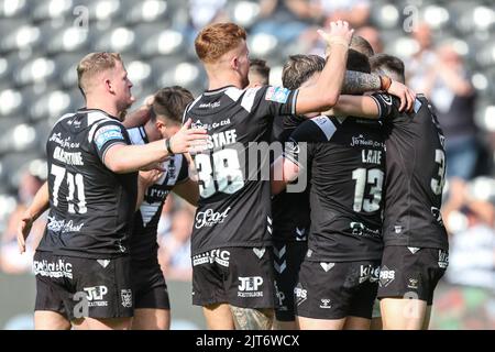 Hull, Großbritannien. 28. August 2022. Jordan Lane #13 von Hull FC feiert seinen Versuch am 8/28/2022. Quelle: SIPA USA/Alamy Live News Stockfoto