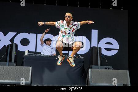 Portsmouth, Großbritannien. 28. August 2022. Beispiel beim Victorious Festival 2022. Southsea Common. 28. August 2022. Kredit: Alamy Live Nachrichten/Charlie Raven Gutschrift: Charlie Raven/Alamy Live Nachrichten Stockfoto