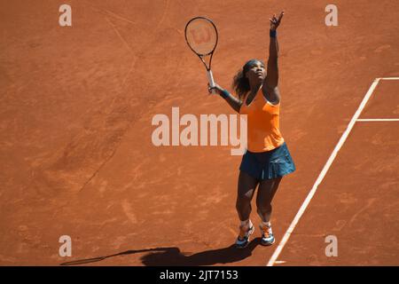 Serena Williams spielt Tennis bei den Mutua Madrid Open Stockfoto