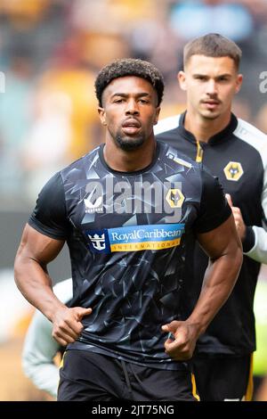 WolvesÕs Adama Traore erwärmt sich am Sonntag, 28.. August 2022, vor dem Premier League-Spiel zwischen Wolverhampton Wanderers und Newcastle United in Molineux, Wolverhampton. Stockfoto
