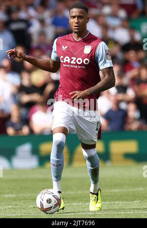 Birmingham, Großbritannien. 28.. August 2022. Ezri Konsa von Aston Villa während des Premier League-Spiels in Villa Park, Birmingham. Bildnachweis sollte lauten: Andrew Yates / Sportimage Kredit: Sportimage/Alamy Live News Stockfoto