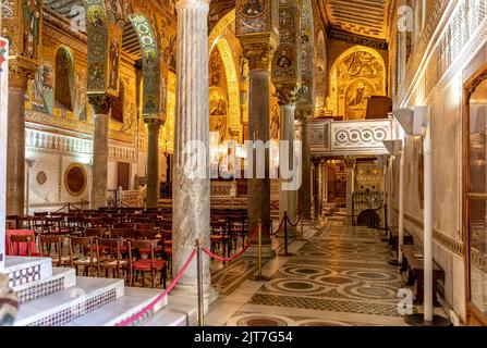 Palermo, Sizilien - 6. Juli 2020: Innenraum der Palatin-Kapelle von Palermo in Sizilien, Italien Stockfoto